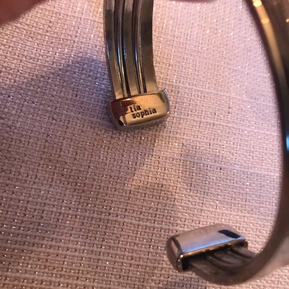 Lia Sophia High Fashion Jewelry 💫 Open Cuff Bracelet 💫 Layered Silver Band - Picture 4 of 5